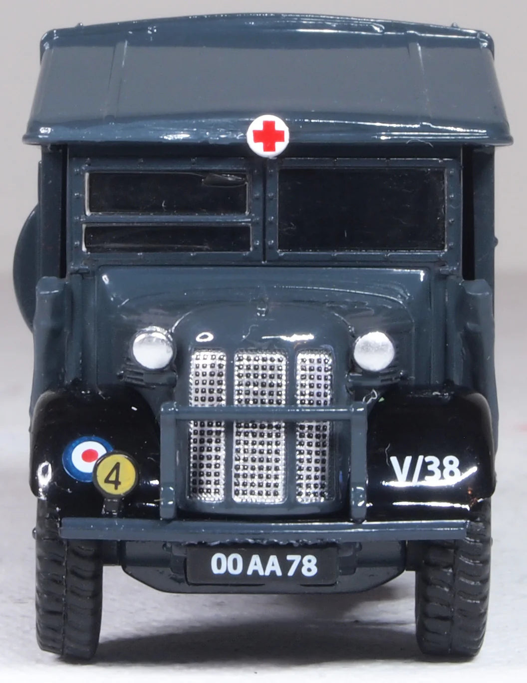 Oxford 76K2004 Austin K2 Ambulance 1951 RAF Transport Command, OO Gauge, 1/76 Scale