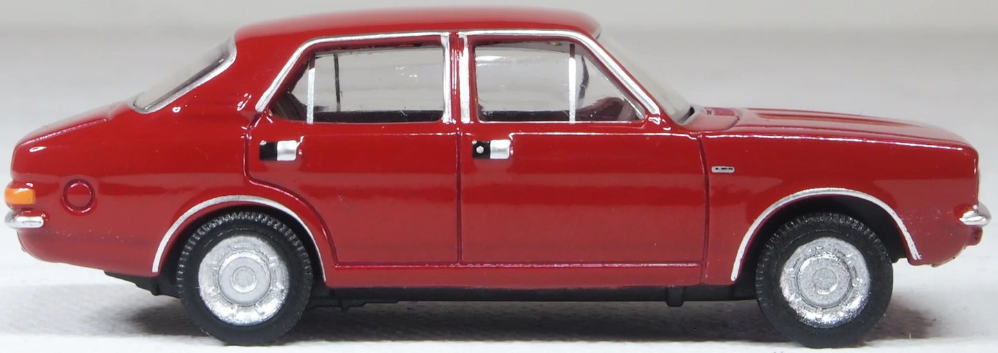 Oxford 76MAR007 Morris Marina Damask Red, OO Gauge, 1/76 Scale