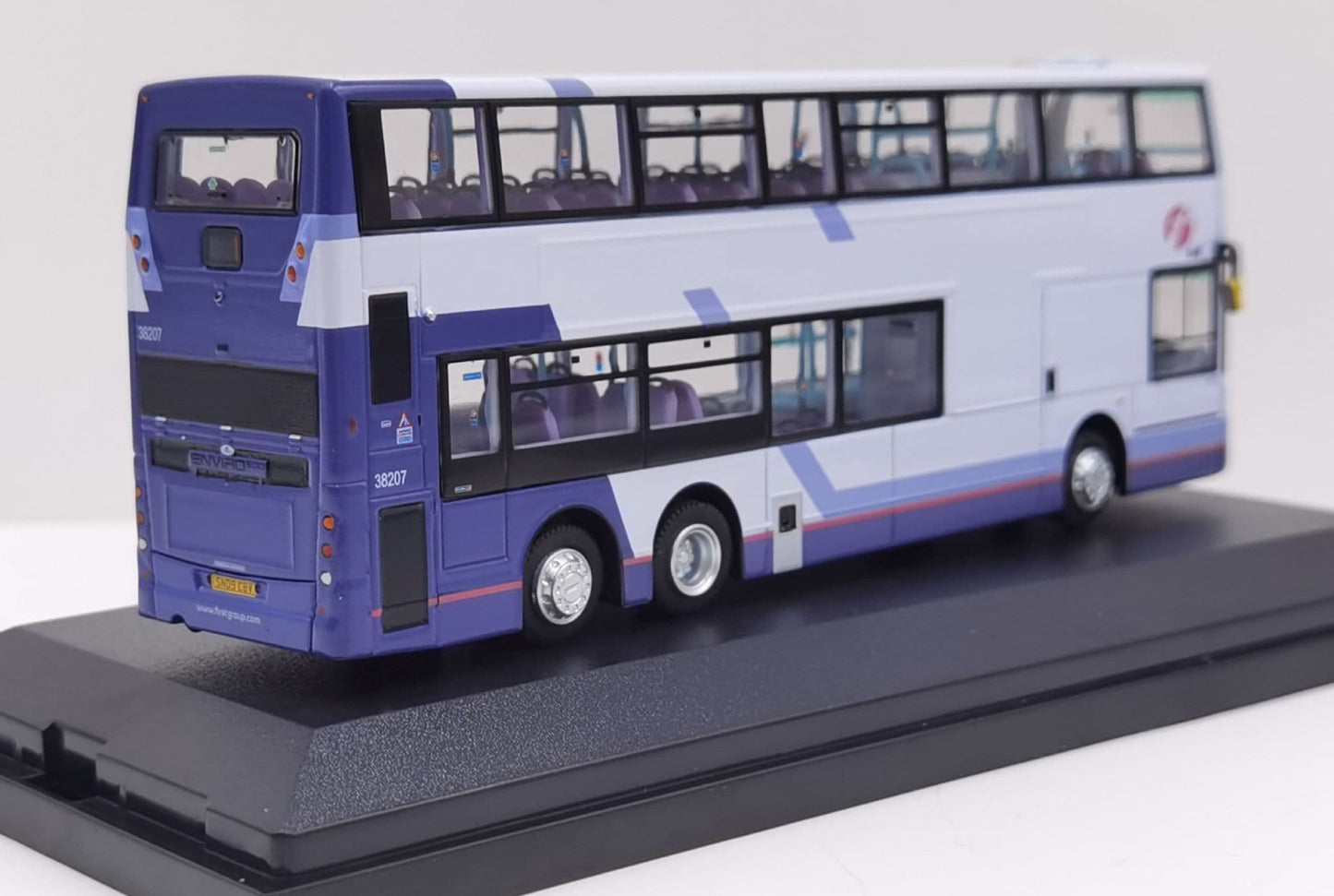 80M UKD76001 Dennis Trident ENVIRO500 Euro IV 12.1M First Bus Aberdeen Rte 1 1:76 Scale