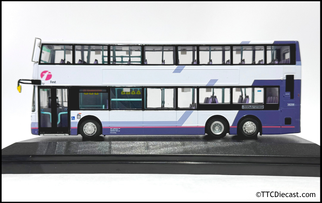 80M UKD76002 Dennis Trident ENVIRO500 Euro IV 12.1M First Bus Aberdeen Rte 23 1:76 Scale