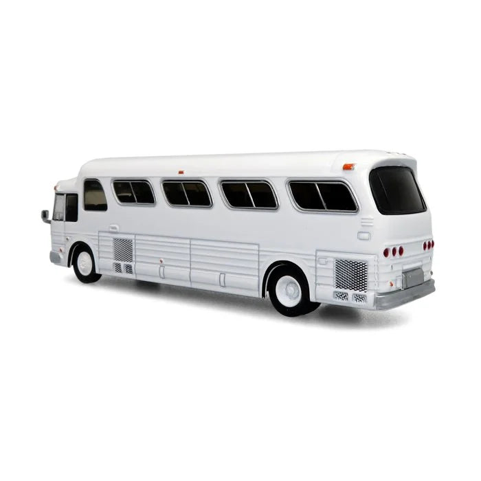 Iconic Replicas 870288 GM PD4107 'Buffalo' Coach 1966 Blank White, 1:87 Scale