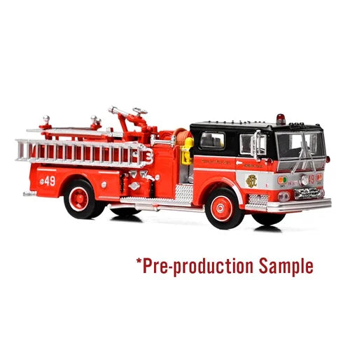 Iconic Replicas 870648 Ward LaFrance Fire Engine: Chicago Fire Department 1:87 Scale *PRE ORDER £50.39*