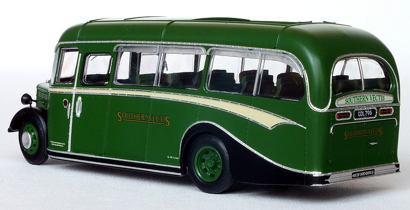 Rapido 920005 Bedford OB Duple Vista, Southern Vectis, 1:76 Scale *LAST ONE**
