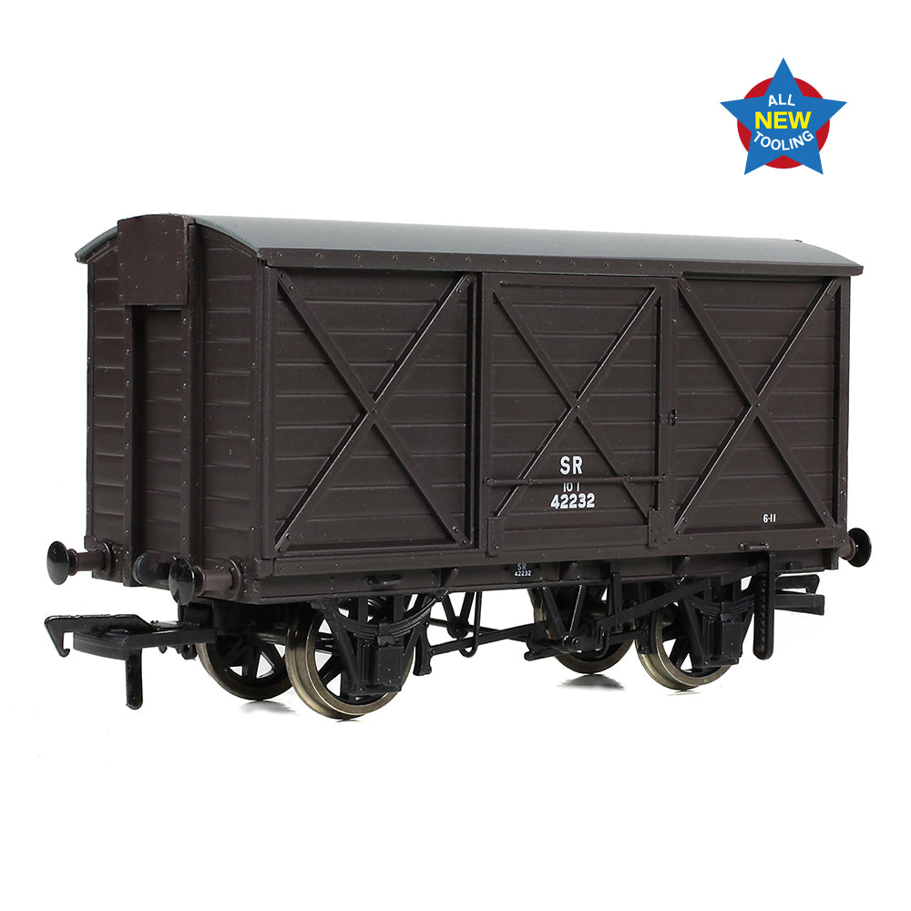 EFE Rail E87054 LSWR 10T Ventilated Van SR Brown (Late), OO Gauge