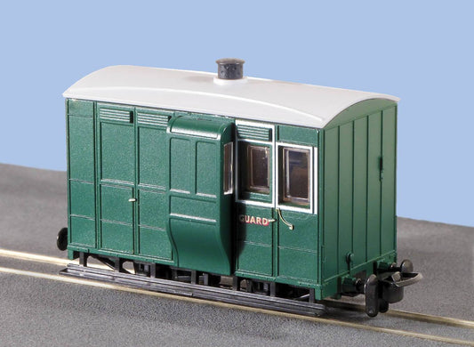 Peco GR-535 OO-9 Freelance Brake Coach with Buffers