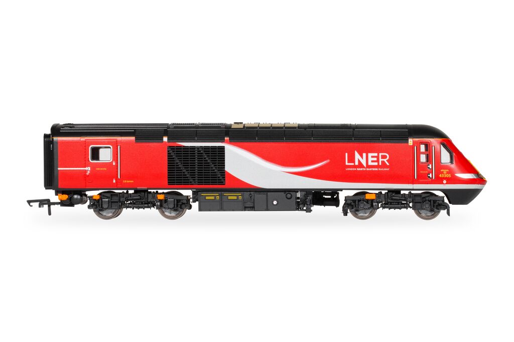 Hornby R30095 LNER, Class 43 HST Train Pack - Era 11 - OO Gauge