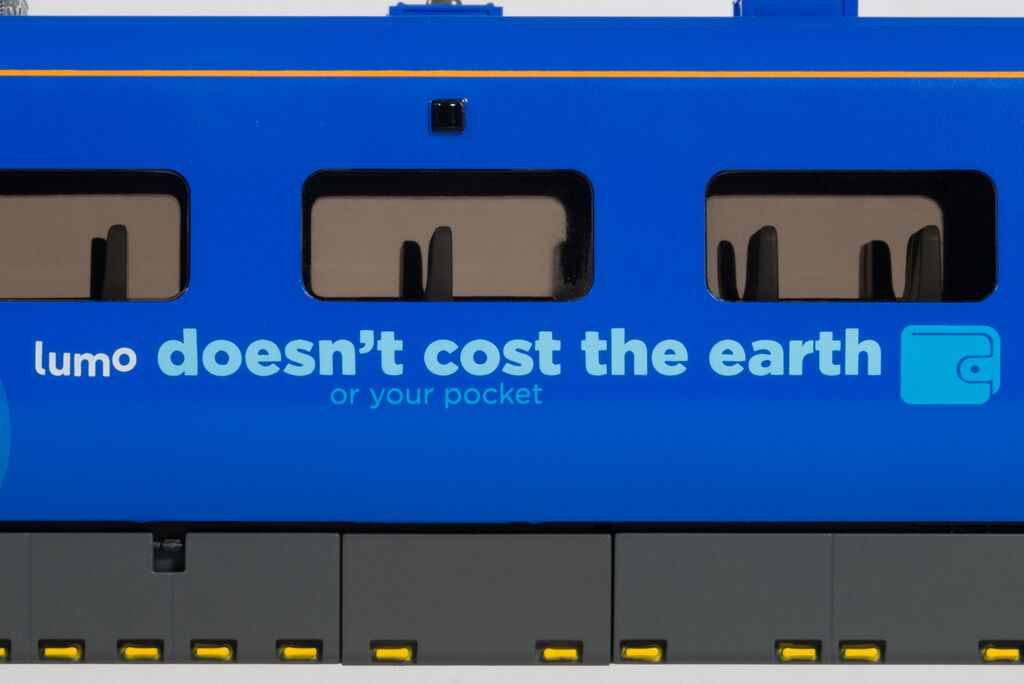 Hornby R30102 Lumo, Class 803, 803003 Five Car Train Pack - Era 11