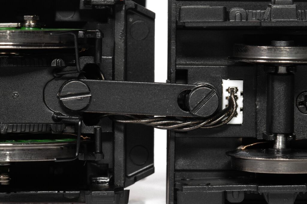 Hornby R30124 LNER, W1 Class 'Hush Hush', 4-6-4, 10000 - Era 3 - OO Gauge