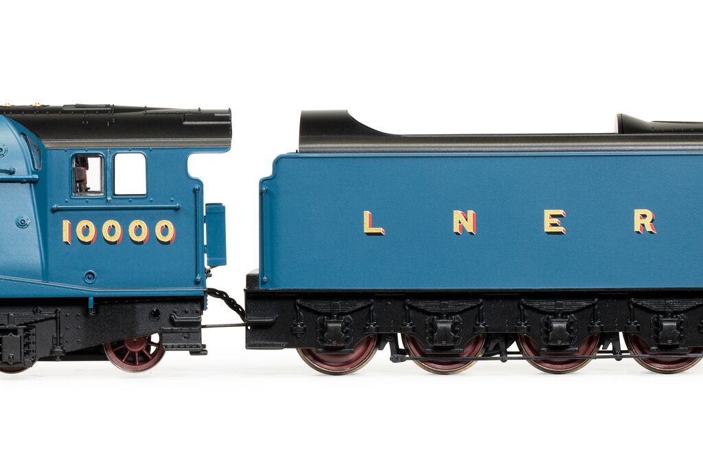 Hornby R3843 LNER, Rebuilt Class W1, 4-6-4, 10000 - Era 3
