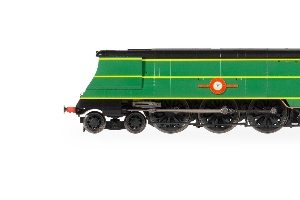 Hornby R3860 BR, Merchant Navy Class, 4-6-2, 35012 'United States Lines' - Era 4, OO Gauge