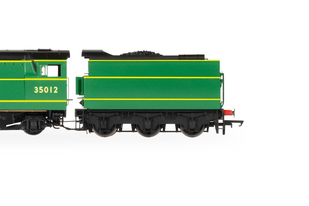 Hornby R3860 BR, Merchant Navy Class, 4-6-2, 35012 'United States Lines' - Era 4, OO Gauge