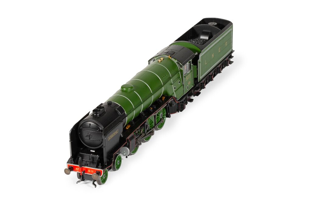 Hornby R3974 LNER, Thompson Class A2/3, 4-6-2, 511 'Airborne' - Era 3