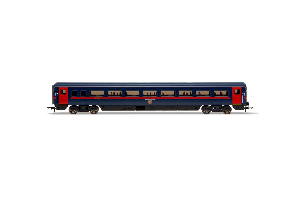 Hornby R40193 GNER, Mk4 Standard, Coach B - Era 9, OO Gauge