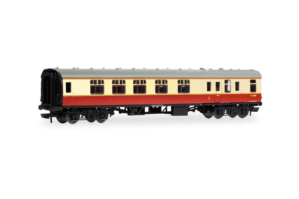 Hornby R40215A BR, Mk1 BCK, M21033 - Era 4 - OO Gauge  *LAST ONE*