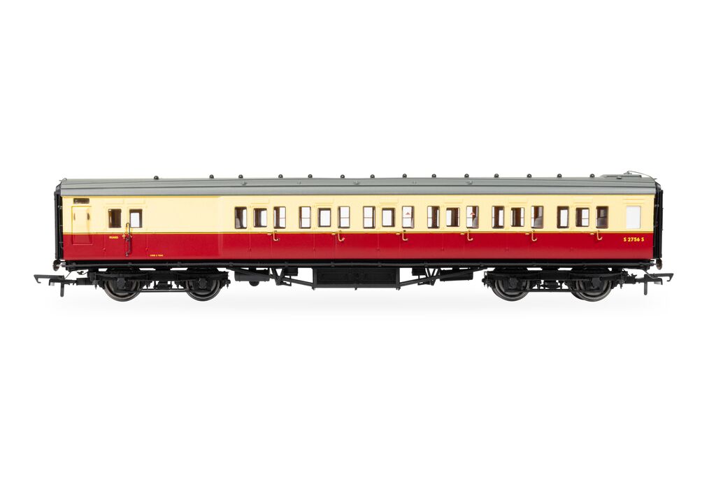 Hornby R40463A BR Maunsell Brake Third class S3753 Set 222, OO Gauge