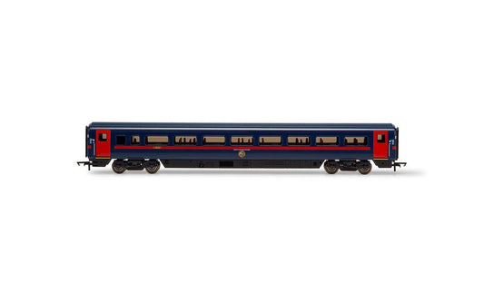 Hornby R40166 GNER, Mk4 Standard, Coach E - Era 9, OO Gauge