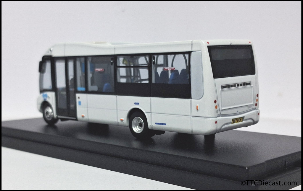 Model 1 63895 1/76 Optare Solo SR 7.9m Dealer White