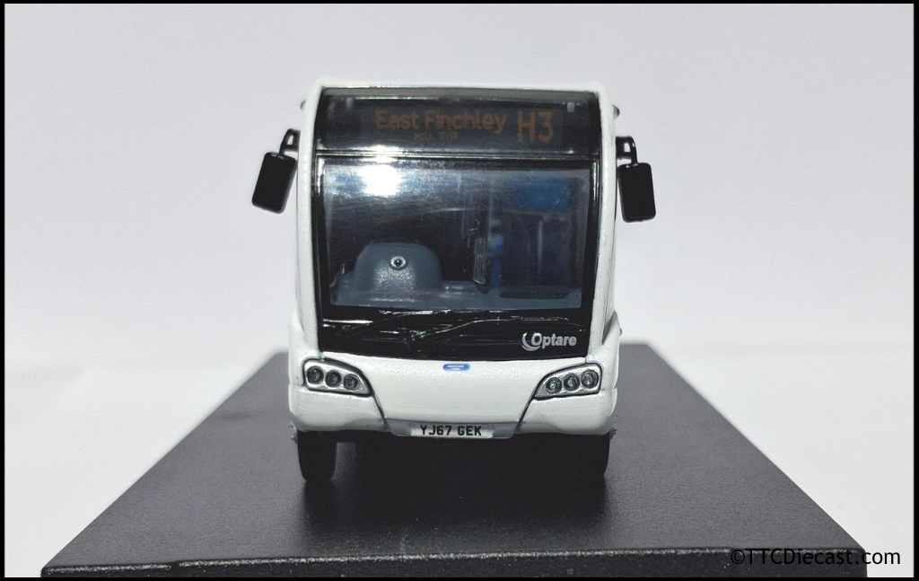 Model 1 63895 1/76 Optare Solo SR 7.9m Dealer White