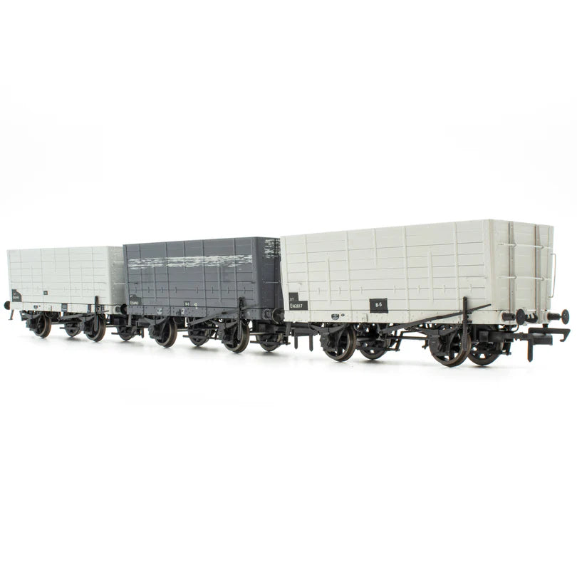 Accurascale ACC2828 DGM 12 Hopper BR Grey, with black panels Triple Pack , OO Gauge