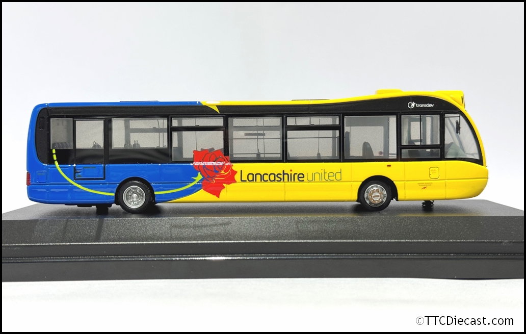 OMNIDEKKA OM1B Resin 1/76 Optare Versa , Lancashire United, Rte 4 Leyburn Road,