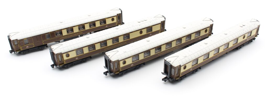 Revolution RT-KP-QOS-241A All-steel K-type Pullman - Queen of Scots pack A. Pack of 4 N Gauge *PRE ORDER £239.95*