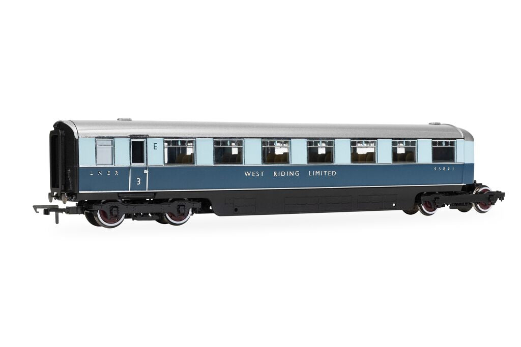 Hornby R40479 LNER West Riding Limited Open Third & Kitchen Third Articulated Coach pack OO Gauge *PRE ORDER £134.99*
