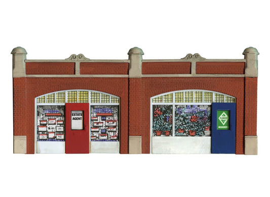 Wills SS18 Station Forecourt Shops, inc, Printed Interiors