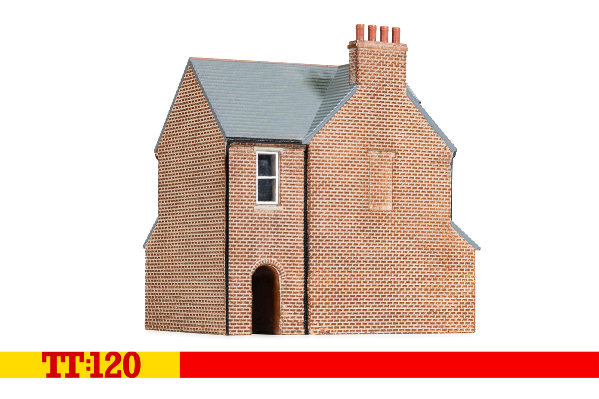 Hornby TT9040 Terrace Corner Shop - Red Brick TT120 Gauge *PRE ORDER £18.99*