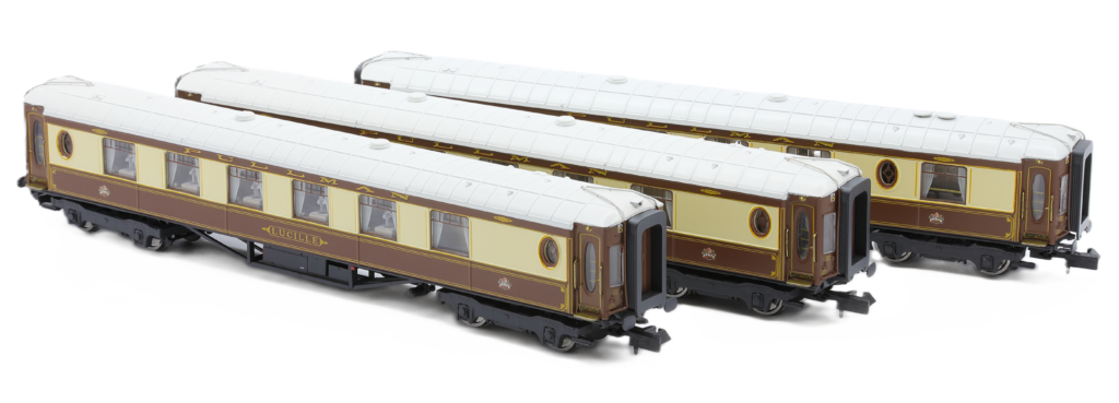 Revolution RT-KP-VSOE-231A All-steel K-type Pullmans - VSOE triple pack: Ione - Lucille - Zena N Gauge *PRE ORDER £179.99*