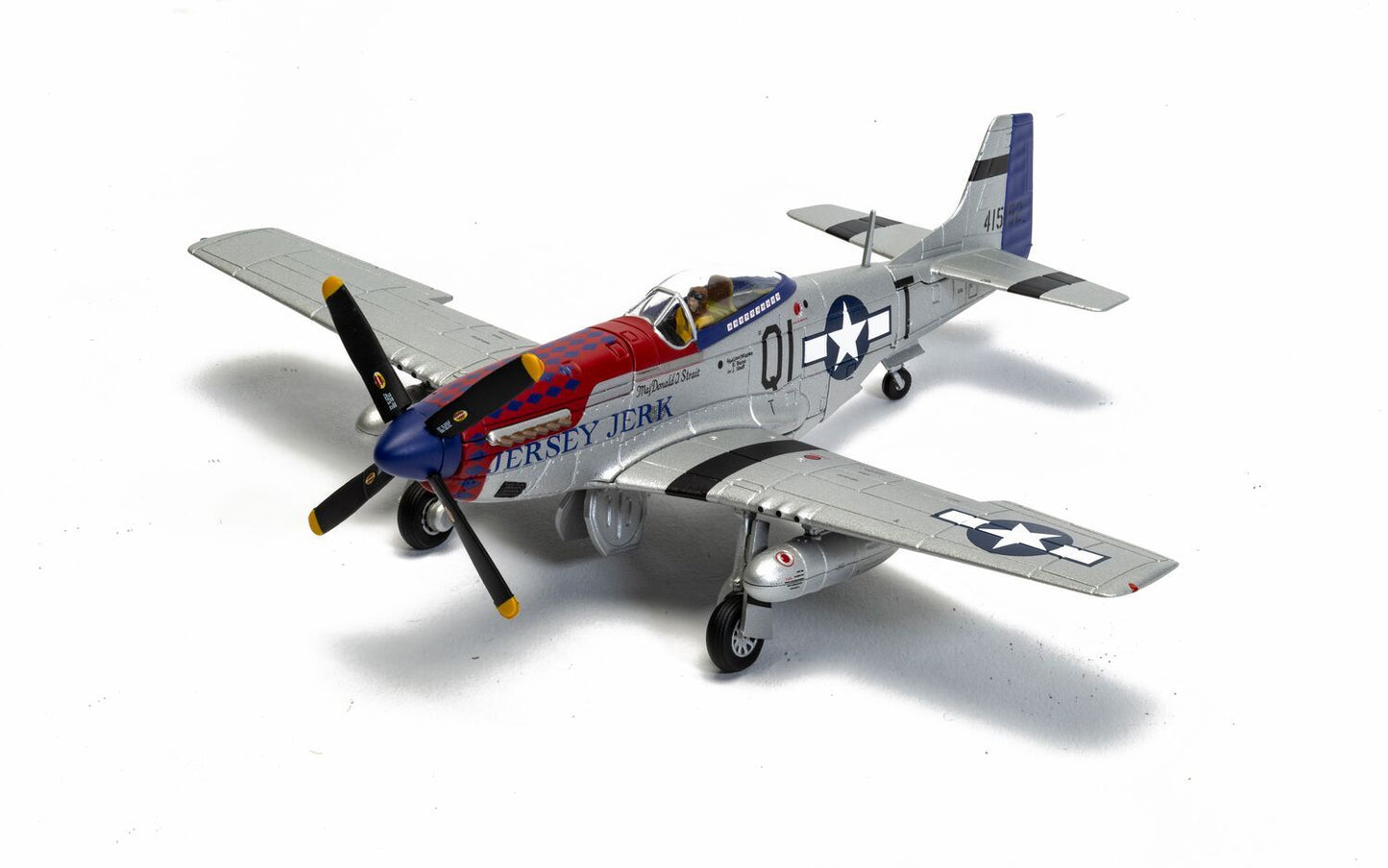 Corgi AA27708 North American P-51D Mustang 44-15152/QI-T 'Jersey Jerk'