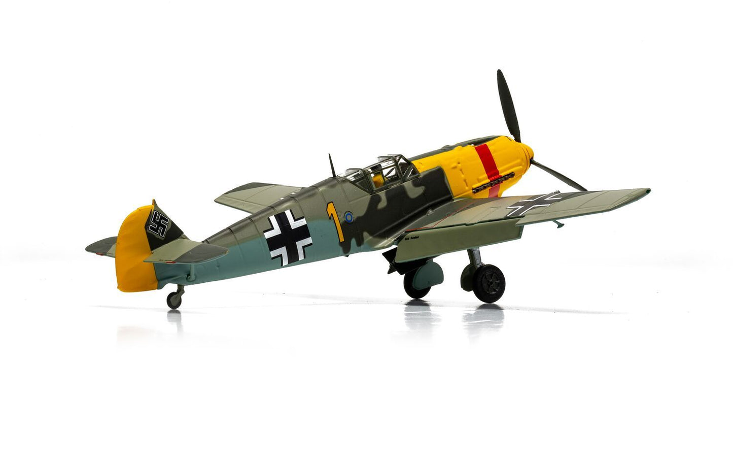 Corgi AA28009 Messerschmitt Me109E-4/B - Walter Rupp - Battle of Britain 85 1:72 Scale