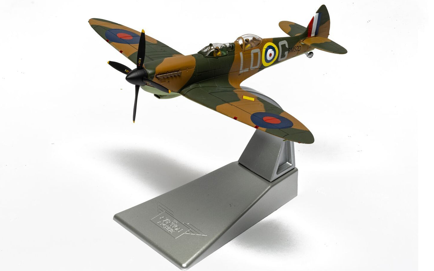 Corgi AA29203 Supermarine Spitfire T9, SM520/ LO-G (G-ILDA), Spitfire Mk.I X4382 LO-G, RAF 602 Sqn