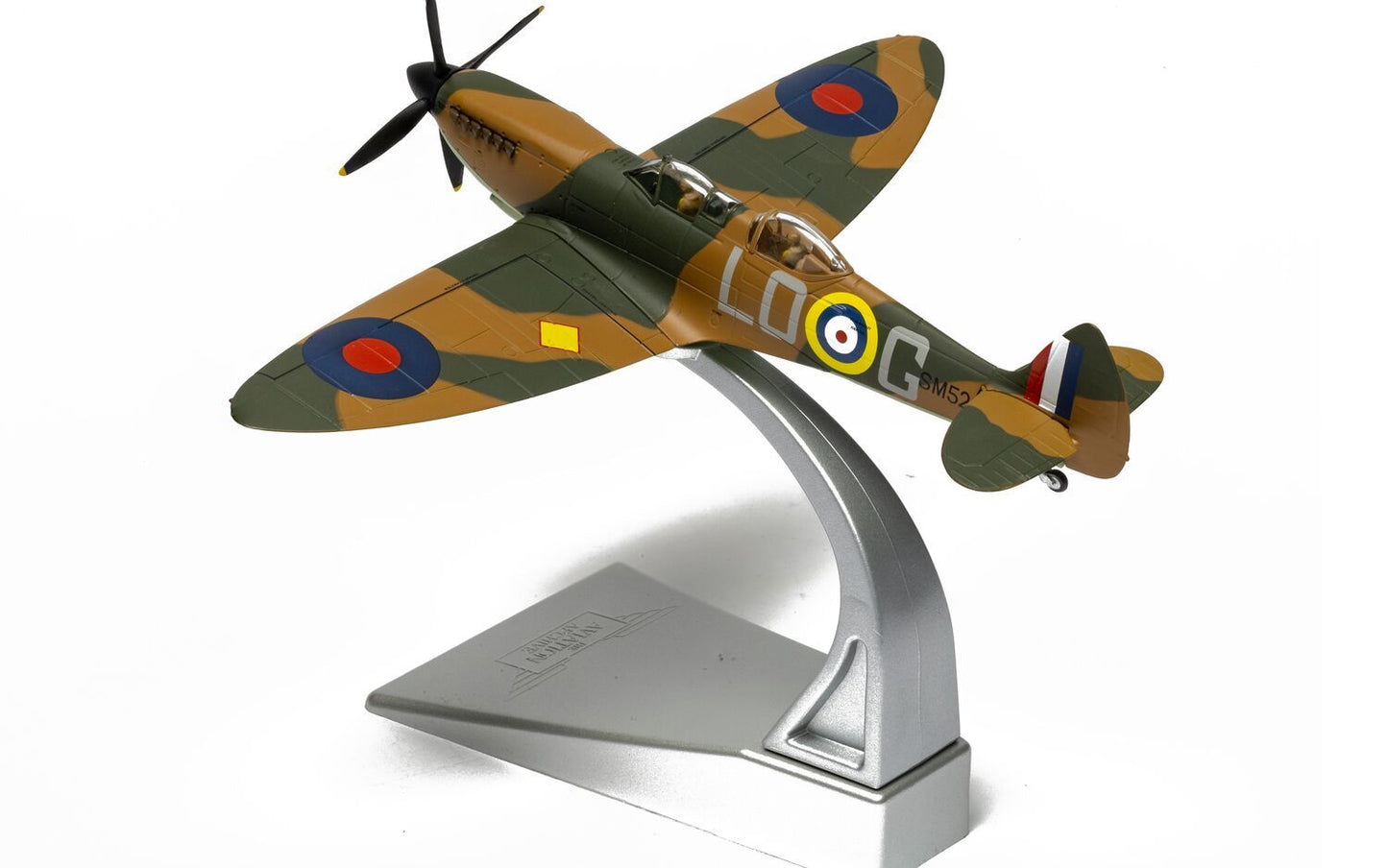 Corgi AA29203 Supermarine Spitfire T9, SM520/ LO-G (G-ILDA), Spitfire Mk.I X4382 LO-G, RAF 602 Sqn