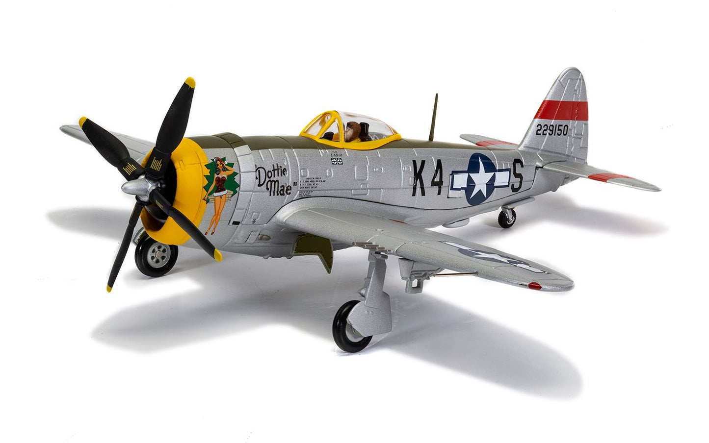 Corgi AA33827 Republic P-47D Thunderbolt 'Dottie Mae' 42-29150/K4-S 410th FG 511th FS May 1945 1:72