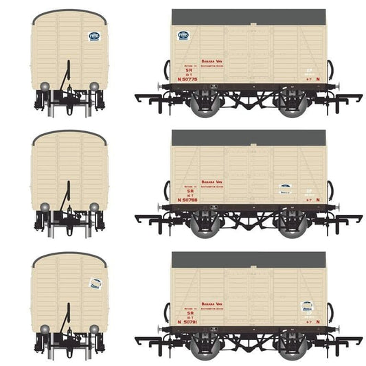 Accurascale ACC2050 SR D1479 Van Modified SR Livery (1936 to 1941) Triple Pack 2 - OO Gauge