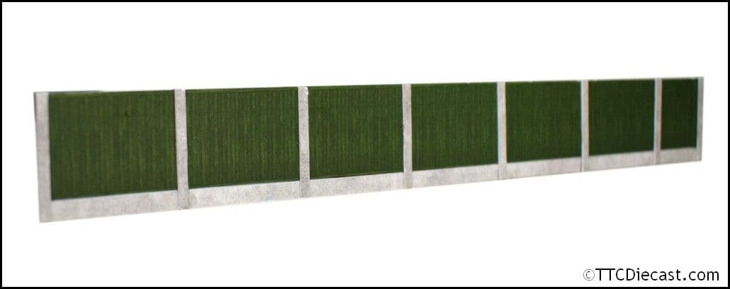 ATD Models ATD015 Timber Fence with Concrete Posts (Green), 1/76 Scale, OO Gauge