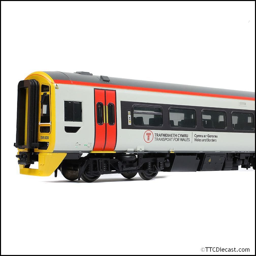 Bachmann 31-497 Class 158 2-Car DMU 158839 Transport for Wales, OO Gauge