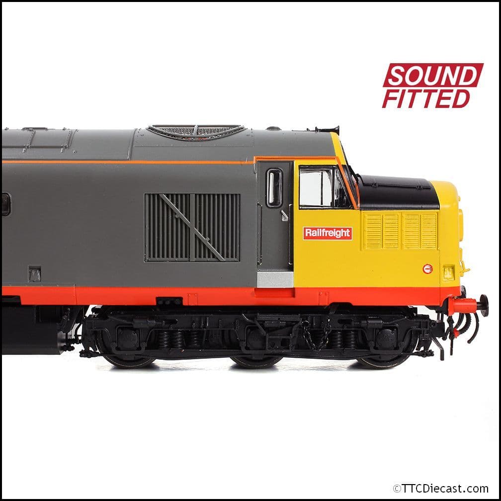 Bachmann 35-305SF Class 37/0 Centre Headcode 37371 BR Railfeight (Red Stripe), OO Gauge
