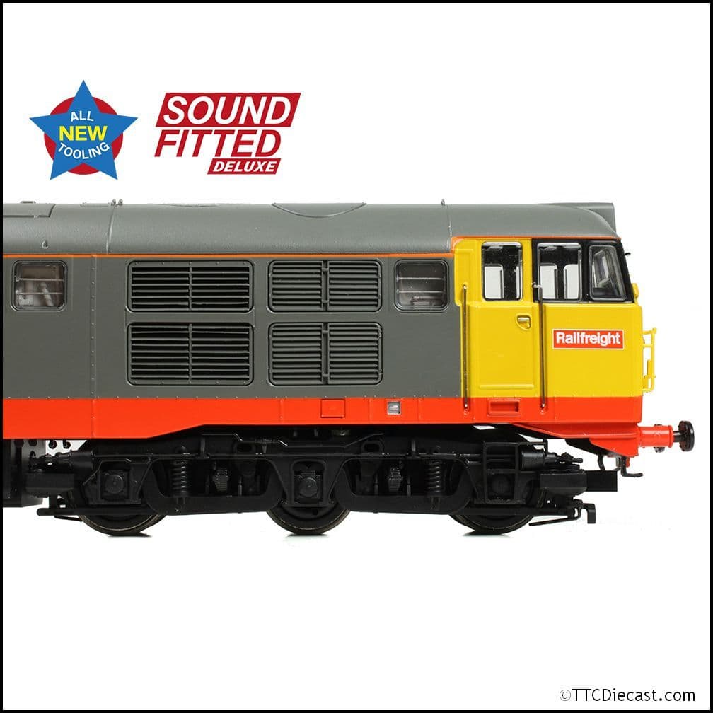 Bachmann 35-821ASFX Class 31/1 Refurb'31149 BR Railfreight (Red Stripe), OO Gauge