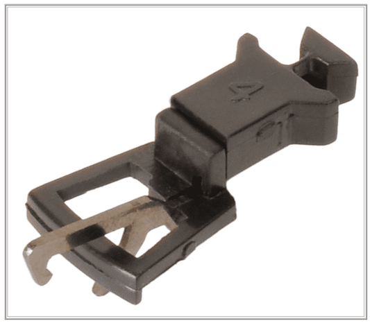 Bachmann 36-027 Couplings Nem Shaft (Cranked) With Pocket (x10), OO Gauge