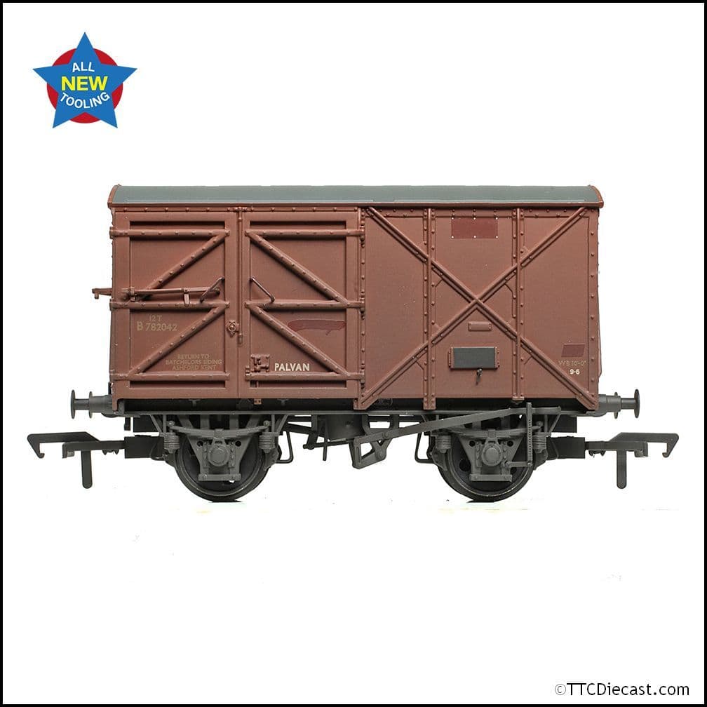 Bachmann 38-952A BR 12T Palvan BR Bauxite [W], OO Gauge *LAST FEW*