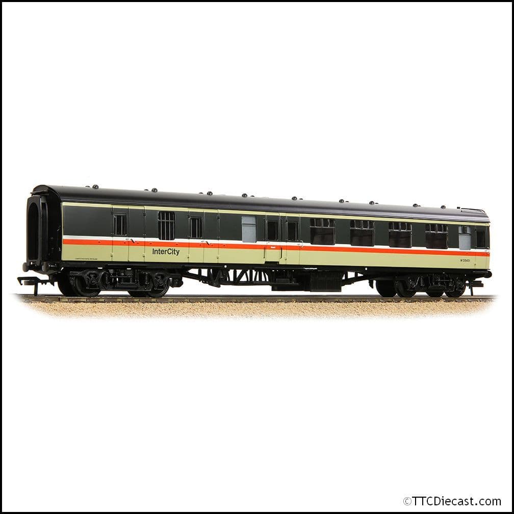 Bachmann 39-080A BR Mk1 BSK Brake Second Corridor BR InterCity (Executive), OO Gauge