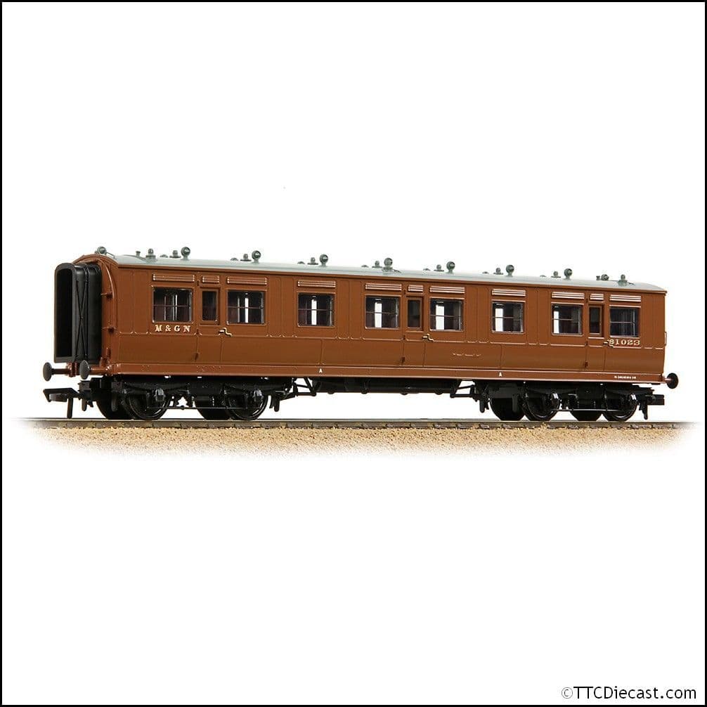 Bachmann 39-871 LNWR 50ft Arc Roof Third Corridor M&GN Brown, OO Gauge