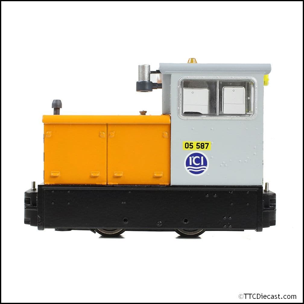 Bachmann 392-028 Baguley-Drewry 70hp Diesel ICI Orange & Grey - OO9 Gauge