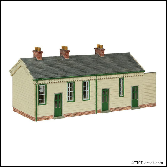 Scenecraft 44-0187A S&DJR Wooden Station Building Green and Cream, OO Gauge