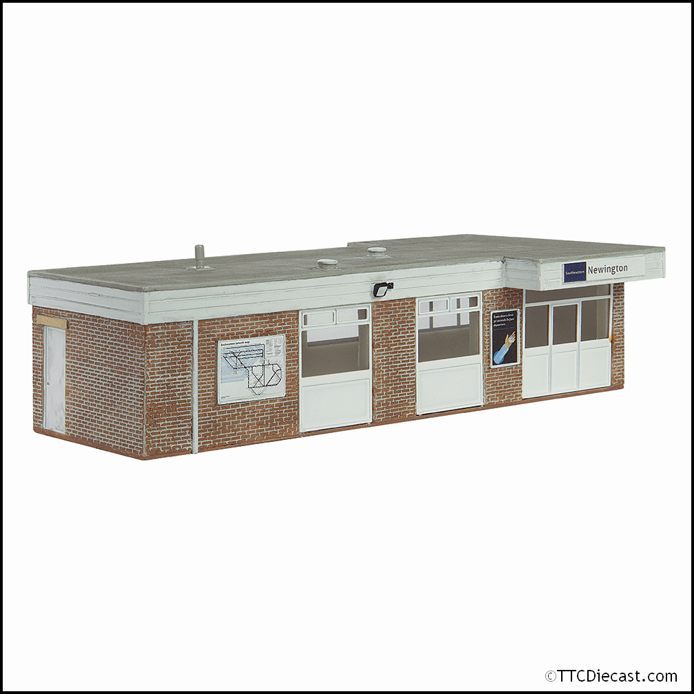 Scenecraft 44-1016 South Eastern Station White OO Gauge