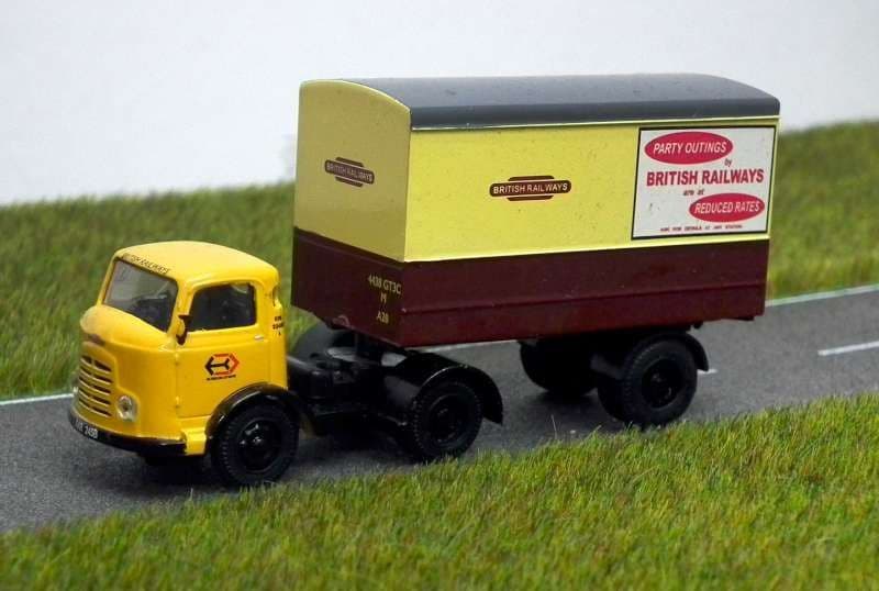 Base Toys DA97 Karrier Bantam artic Van - British Railway