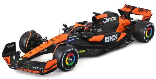 Burago 28033P McLaren F1 MCL38 F1 2024 Piastri w/Helmet, 1:24 Scale