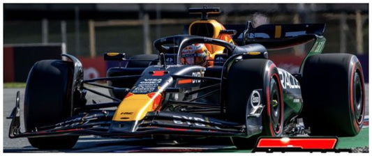 Burago 28060V Red Bull F1 RB20 #1 Max Verstappen 2024 w/Figure 1:24 Scale *PRE ORDER £31.49*
