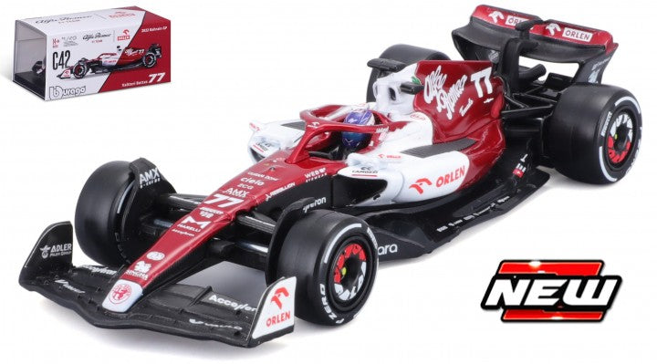 Burago 38068-77 Alfa Romeo F1 C42 #77 2022 (Case) V.Bottas w/Helmet and Showcase, 1:43 Scale